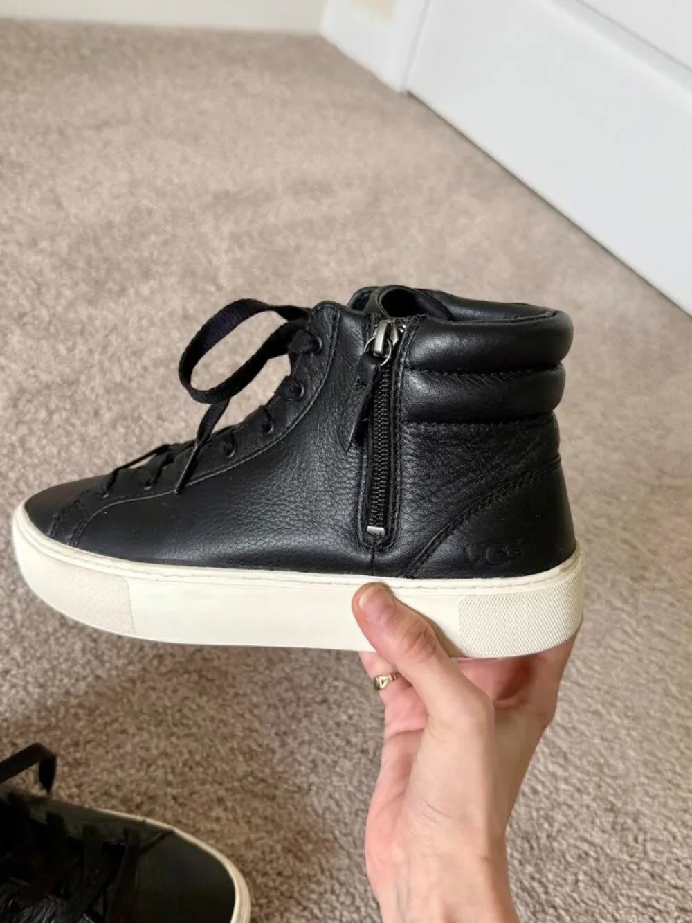 Lightly Used Ugg Blaney High Top Black Leather Sneakers Womens Sz 8